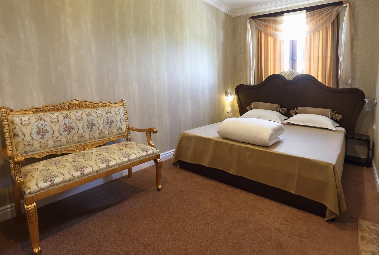Garden Hotel 3*